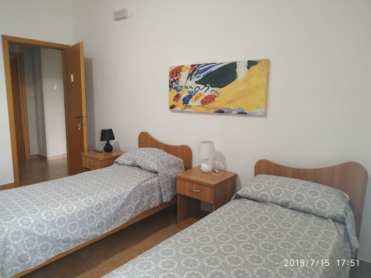 Santa E Maria Affittacamere Lamezia Terme Habitación foto